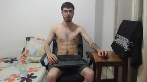 Snapshot of aleex_miller chatting on November 2025 10:45:02 PM aleex_miller online show from November 2025 10:45:02 PM