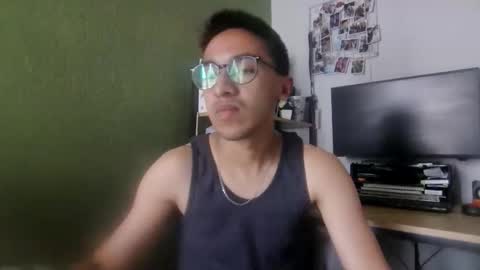 aleexrune online show from April 2026 08:54:01 PM