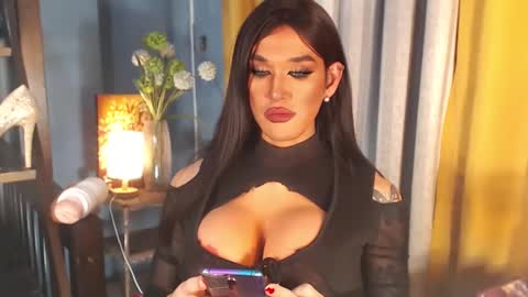 Snapshot of aleinacroft chatting on February 2025 06:21:02 AM aleinacroft online show from February 2025 06:21:02 AM