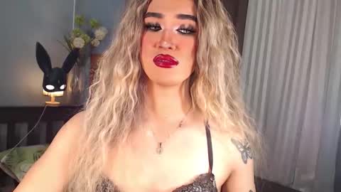 Snapshot of aleinacroft chatting on September 2025 12:32:02 AM aleinacroft online show from September 2025 12:32:02 AM