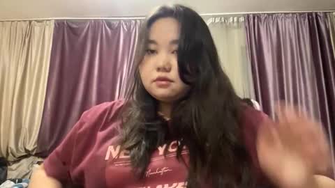 Snapshot of aleishabesse chatting on March 2026 04:01:01 PM aleishabesse online show from March 2026 04:01:01 PM