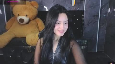 aleja online show from January 2026 08:25:01 PM