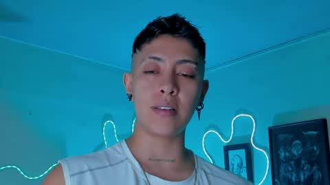 Alejandra online show from April 2026 04:56:02 PM