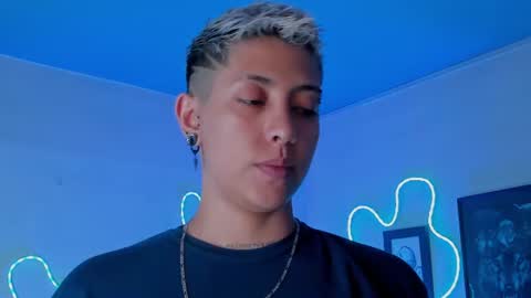 Alejandra online show from June 2026 10:10:02 PM
