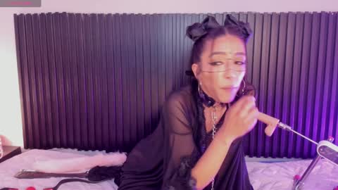 Snapshot of aleja__slav3 chatting on January 2025 09:30:02 AM aleja__slav3 online show from January 2025 09:30:02 AM