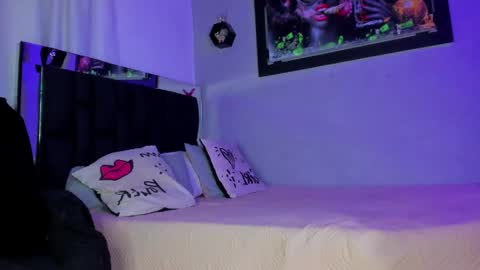 Alejandra online show from April 2026 09:19:01 PM