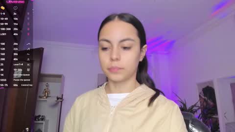 Snapshot of alejaa___ chatting on February 2025 11:28:02 AM Alejandra online show from February 2025 11:28:02 AM