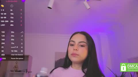 Alejandra online show from November 2025 03:27:01 AM