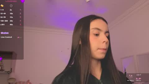 Alejandra online show from April 2026 11:23:02 AM