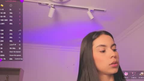 Alejandra online show from June 2026 11:38:02 AM