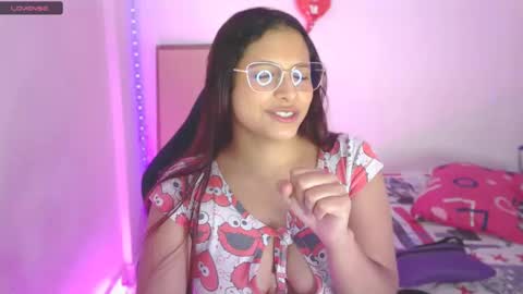 Aleja Harker  online show from February 2025 01:35:01 AM