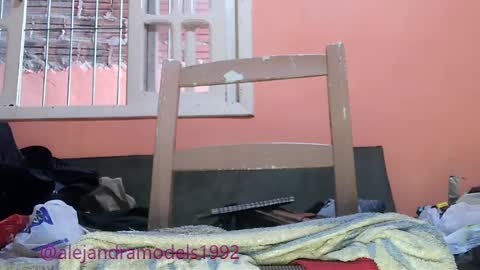 Alejandra online show from April 2026 03:32:01 PM