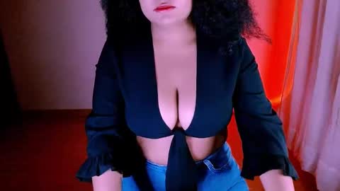 Alejandra  online show from February 2025 12:58:02 AM