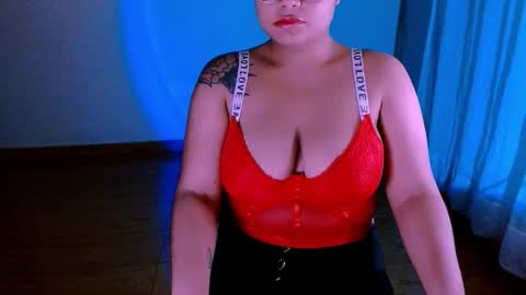 Alejandra  online show from November 2025 11:25:01 PM