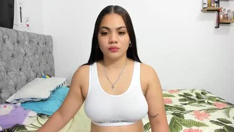 alejandra_evanss online show from November 2025 11:10:02 PM