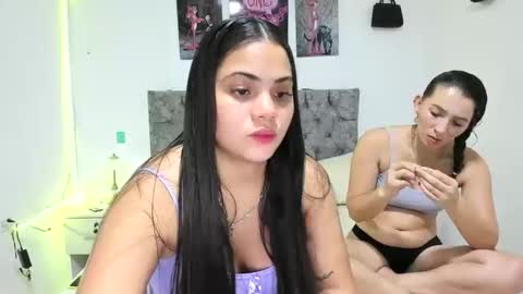 Snapshot of alejandra_evanss chatting on April 2026 02:37:02 AM alejandra_evanss online show from April 2026 02:37:02 AM