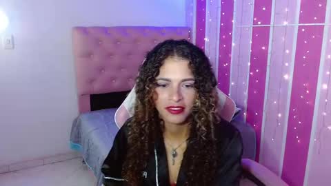 Snapshot of alejandra_fg1 chatting on October 2025 02:13:01 PM alejandra online show from October 2025 02:13:01 PM