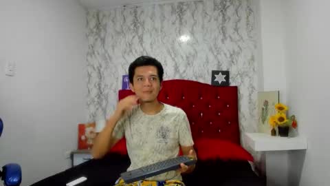 ALEJANDRA JAMES online show from April 2026 11:30:02 AM
