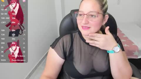 alejandra online show from November 2025 08:29:01 PM