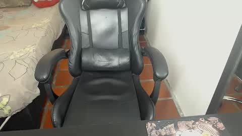 alejandro_cutee online show from November 2025 08:25:02 PM