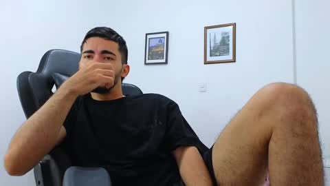 Snapshot of alejandroo_7 chatting on December 2024 04:19:02 PM alejandroo_7 online show from December 2024 04:19:02 PM