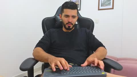 Snapshot of alejandroo_7 chatting on February 2025 07:29:01 PM alejandroo_7 online show from February 2025 07:29:01 PM