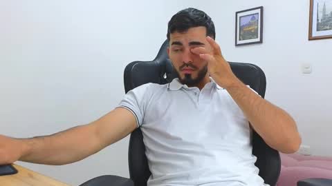 Snapshot of alejandroo_7 chatting on February 2025 11:20:01 PM alejandroo_7 online show from February 2025 11:20:01 PM