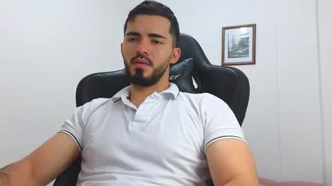 Snapshot of alejandroo_7 chatting on February 2025 09:53:02 PM alejandroo_7 online show from February 2025 09:53:02 PM