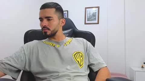 Snapshot of alejandroo_7 chatting on March 2025 10:32:02 PM alejandroo_7 online show from March 2025 10:32:02 PM