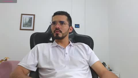 Snapshot of alejandroo_7 chatting on October 2025 07:01:01 PM alejandroo_7 online show from October 2025 07:01:01 PM