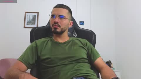 Snapshot of alejandroo_7 chatting on November 2025 07:58:01 PM alejandroo_7 online show from November 2025 07:58:01 PM