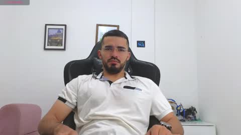 Snapshot of alejandroo_7 chatting on December 2025 04:45:02 PM alejandroo_7 online show from December 2025 04:45:02 PM