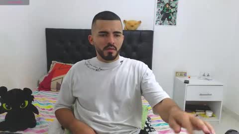 alejandroo_7 online show from March 2026 09:45:01 PM