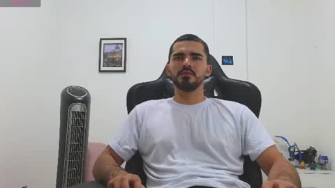 Snapshot of alejandroo_7 chatting on June 2026 11:28:01 PM alejandroo_7 online show from June 2026 11:28:01 PM