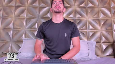 Snapshot of alejandrostorm chatting on January 2025 03:29:02 PM Alejo online show from January 2025 03:29:02 PM
