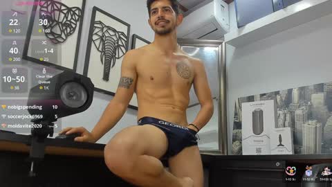 Snapshot of alejandrostorm chatting on January 2025 12:20:02 AM Alejo online show from January 2025 12:20:02 AM