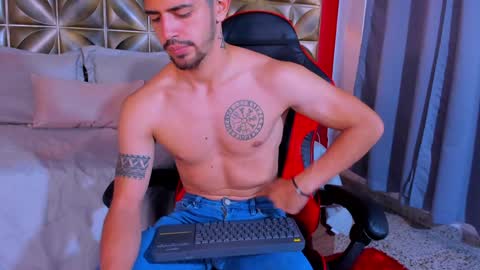 Snapshot of alejandrostorm chatting on February 2025 09:10:01 PM Alejo online show from February 2025 09:10:01 PM