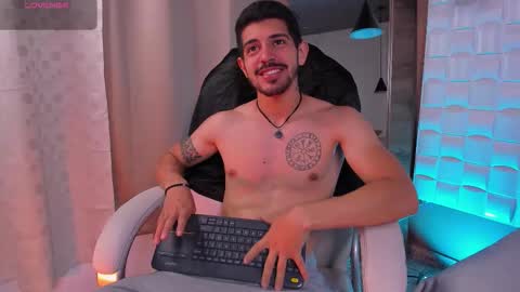 Snapshot of alejandrostorm chatting on December 2025 09:00:02 PM Alejo online show from December 2025 09:00:02 PM