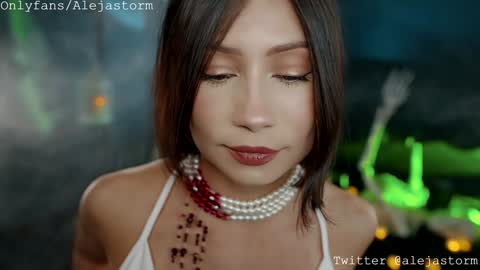 Alejandra online show from October 2025 02:28:01 AM