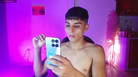 Snapshot of alejito_collins1 chatting on January 2025 03:36:02 AM Alejo online show from January 2025 03:36:02 AM