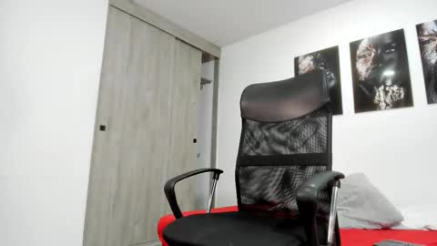 Snapshot of alejo_gray1 chatting on March 2026 10:23:01 PM alejo_gray1 online show from March 2026 10:23:01 PM