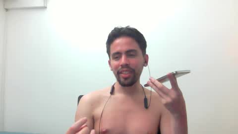 Snapshot of alejo_shy chatting on January 2025 02:41:01 AM alejo_shy online show from January 2025 02:41:01 AM