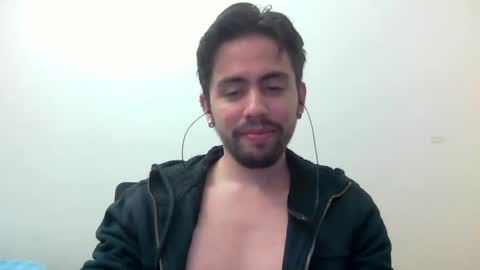 Snapshot of alejo_shy chatting on February 2025 03:15:01 AM alejo_shy online show from February 2025 03:15:01 AM