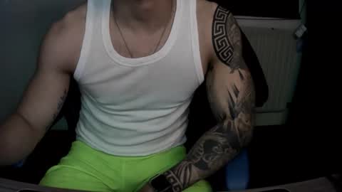 Snapshot of alejoduarte16 chatting on November 2025 05:29:02 PM alejoduarte16 online show from November 2025 05:29:02 PM