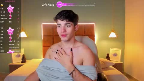 ALejoo Saenz online show from December 2025 01:11:01 AM