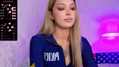 aleksacandy online show from June 2026 05:28:02 PM