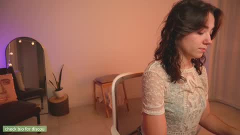 Snapshot of alemaniababe chatting on February 2025 11:23:02 PM Ale online show from February 2025 11:23:02 PM