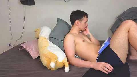 Alena online show from May 2026 07:30:02 PM
