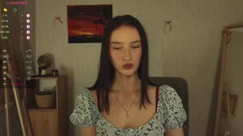 Alena online show from February 2026 03:45:02 PM