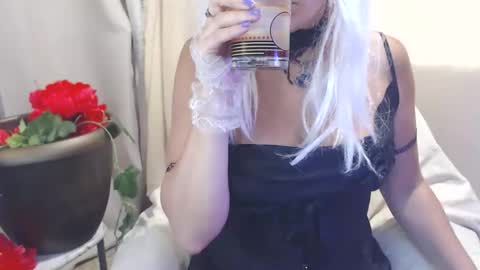 Snapshot of alenablack chatting on October 2025 12:50:02 AM Luly online show from October 2025 12:50:02 AM